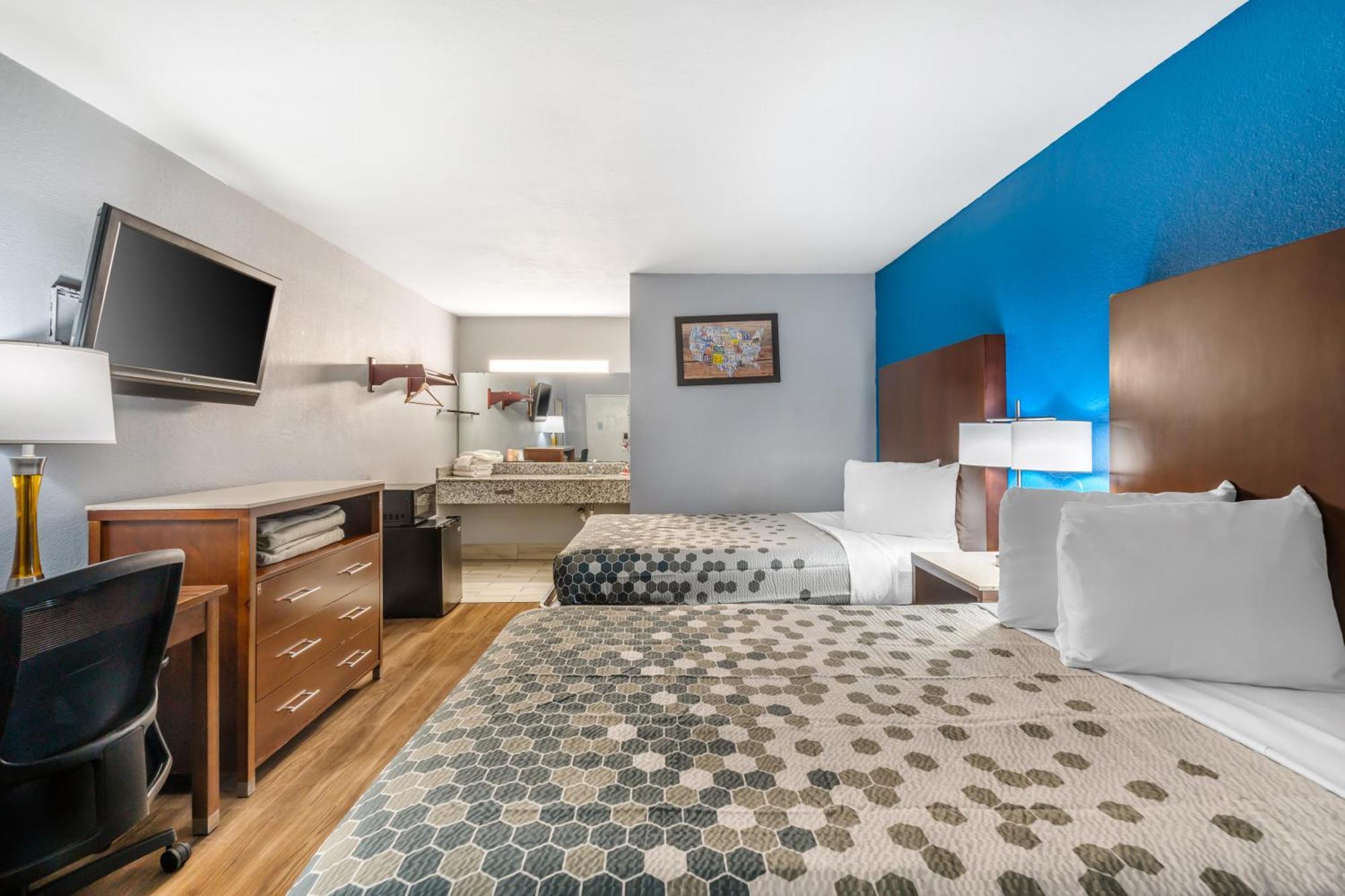 Econo Lodge Inn&Suites I-64&US 13 Virginia Beach Esterno foto