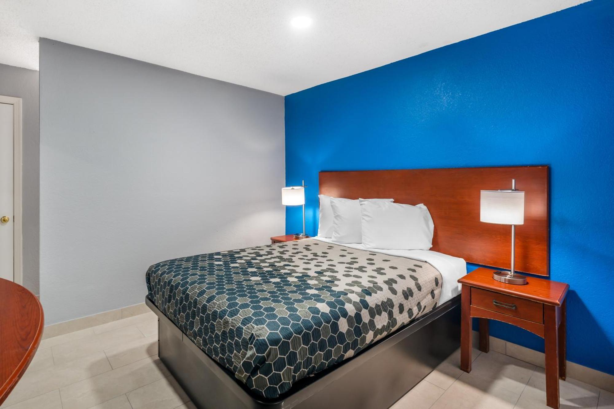 Econo Lodge Inn&Suites I-64&US 13 Virginia Beach Esterno foto