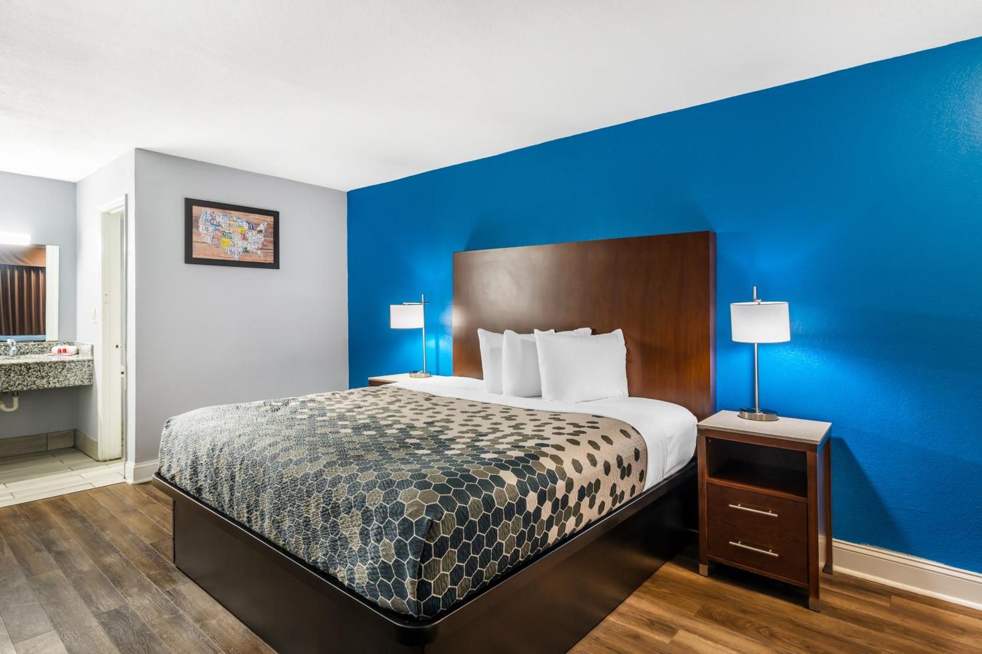 Econo Lodge Inn&Suites I-64&US 13 Virginia Beach Esterno foto